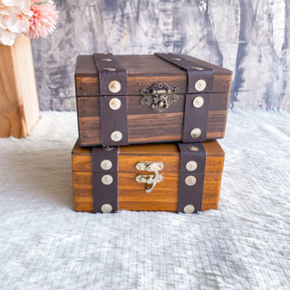 กล่องไม้ฝาล็อค ไซส์ S ตกแต่งหนัง (Wooden lock box, S size)