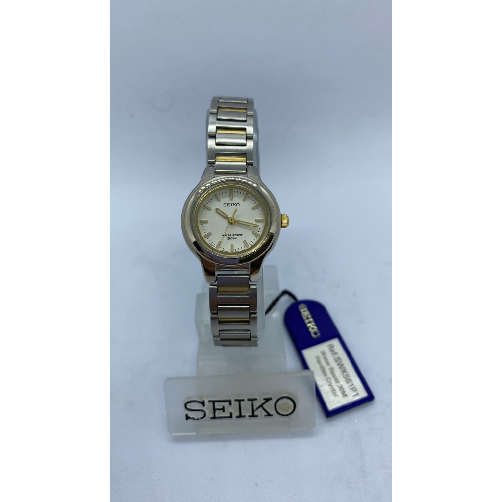 #122 นาฬิกาข้อมือผู้หญิงไซโก SEIKO ควอทซ์หญิง รุ่น V701-2H40 Ref.SWK561P1 สาย 2 กษัตริย์