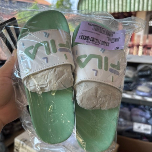 Size. K1 สีเขียว [ลิขสิทธิ์แท้จากชอป]**(ราคาป้าย 590) FILA Lucky รองเท้าแตะ♥