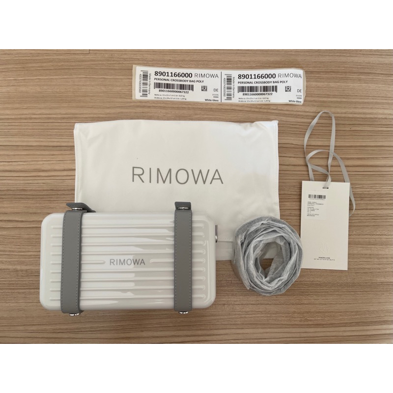 พร้อมโอนลดได้ NEW!! Rimowa Personal Cross-body Bag สีขาว (ของแท้100% Authentic)