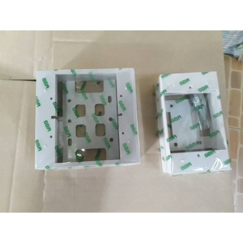 บล็อคลอย (SBA) พลาสติก ABS 2ช่อง 4ช่อง