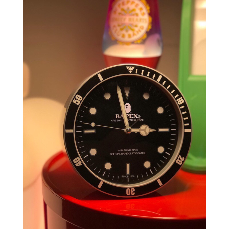นาฬิกาตั้งโต๊ะbape2022ของแท้