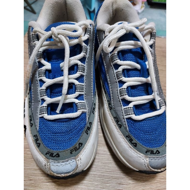 รองเท้าFilaมือสองของแท้