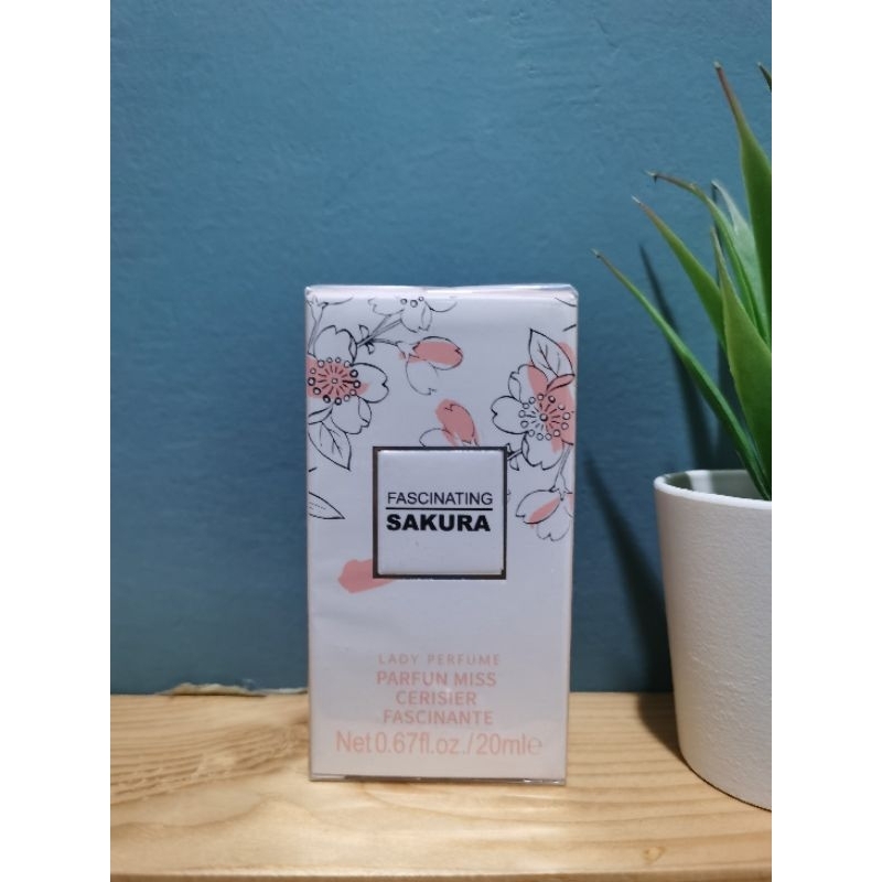น้ำหอม​ Miniso​ กลิ่น​ Fascinating Sakura​ (20ml)