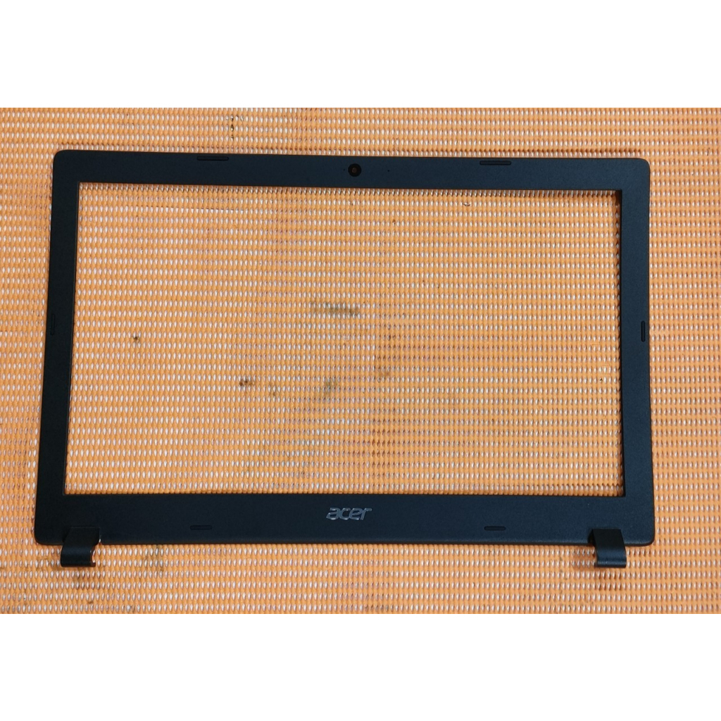 กรอบจอ Acer Aspire 3 A315-31  Cover EAZAJ00401A 15.6" มือสอง
