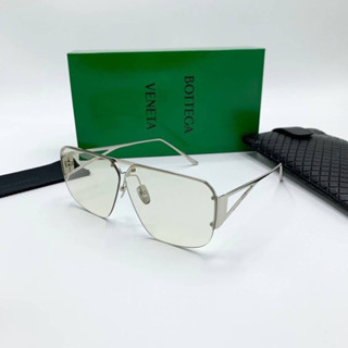 BOTTEGA VENETA EYEWEAR  โทนสีนิยม กับทรงหกเหลี่ยม คุณภาพดีที่สุด สินค้าพร้อมส่งค่ะ กันแดดเต็มประสิทธิภาพ UV400