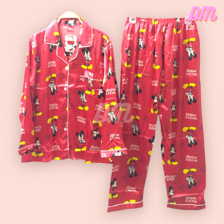 ชุดนอนผ้าซาติน Free size แขนยาว ขายาว ลายการ์ตูนลิขสิทธิ์แท้ Set1
