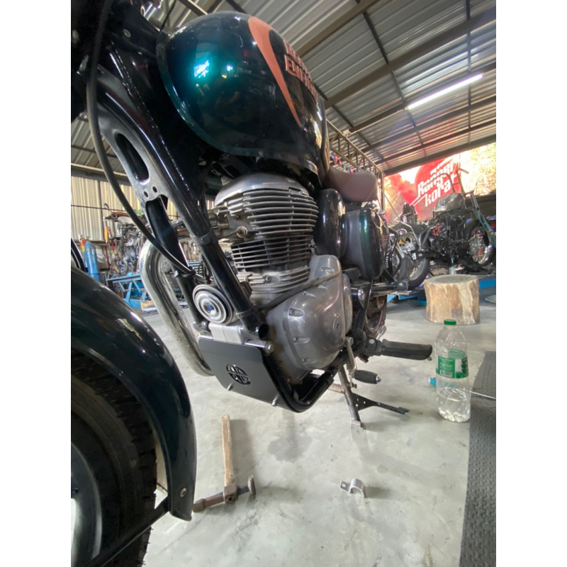 การ์ดกันแคร้งเครื่องมิเนียมปัดด้านกับสีดำPowdercoatสำหรับRoyalclassic350 - รูปที่ 3