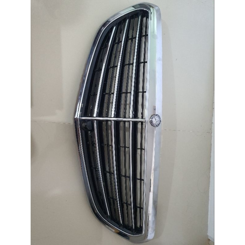 กระจังหน้า Benz E300 โฉมw212 (พร้อมส่ง)