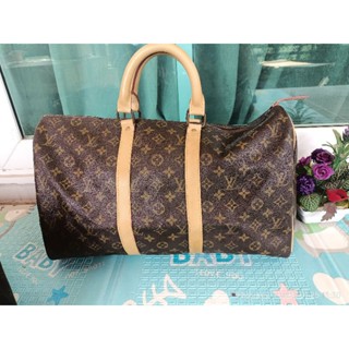 lv keep all45new cowhide used bag like new good condition good price