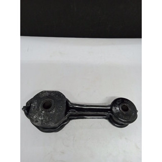 ยางหิ้วเครื่อง บู๊ชแท่นเครื่องพร้อมขา   หลัง   ยาว  NISSAN FF B.11  POP. 11360 01A04.