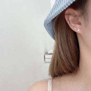 [ได้รับการรับรองเงินแท้] Suwann.na [ราคาต่อคู่] ต่างหู ต่างหูเงินแท้ ผีเสื้อเพชร สีเงิน, ชมพู, ฟ้า, ดำ