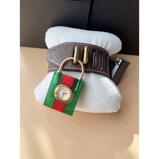 ⌚🥳นาฬิกาข้อมือ New Gucci Constance Mother of Pearl Dial Watch