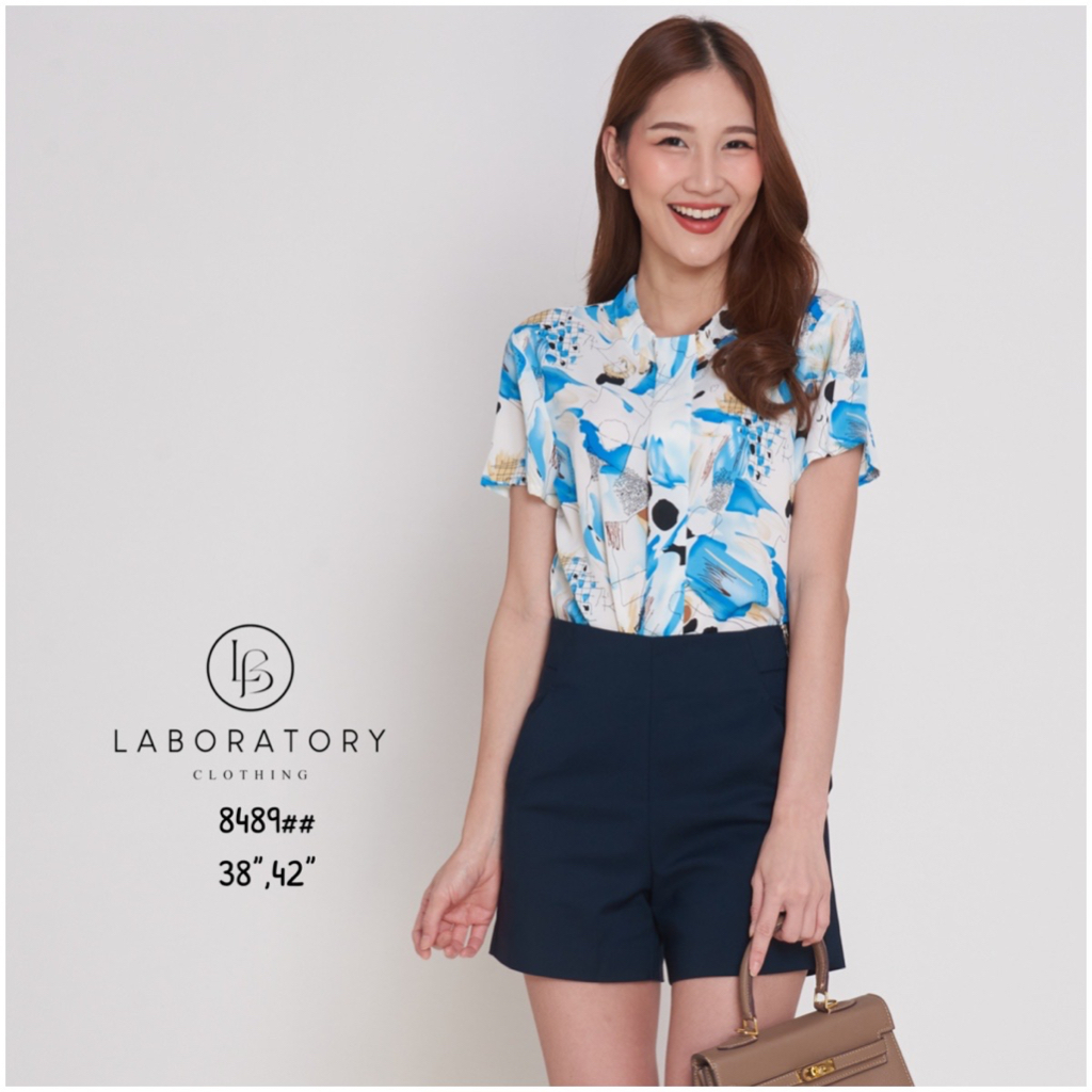 [Easy E-Receipt] *Laboratory* เสื้อทำงาน เสื้อคอปีนพิมพ์ลาย ทรงตรง แต่งดีเทลสาบหน้า 8489