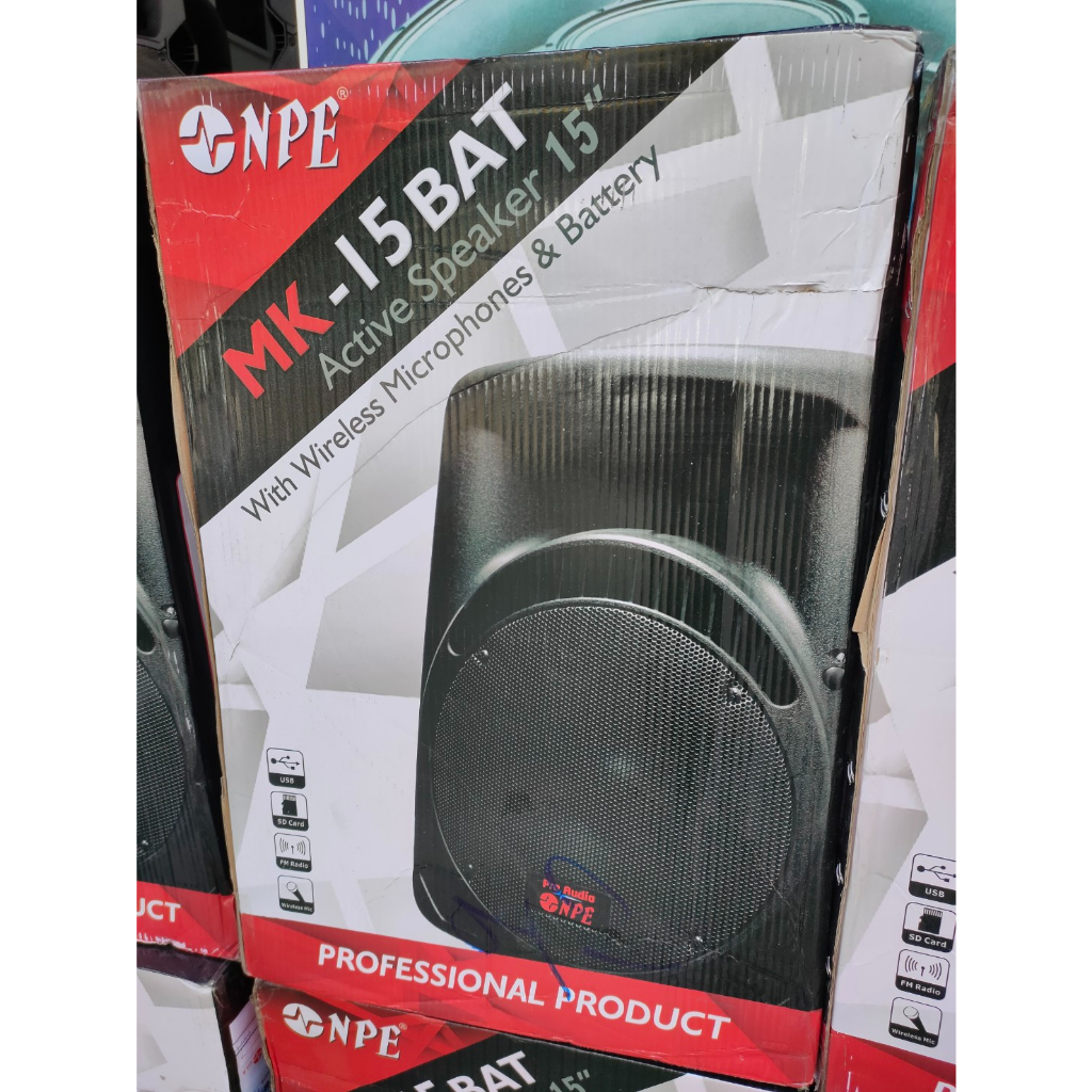 NPE MK-15BAT ลำโพงอเนกประสงค์พร้อมแอมป์ ไมค์ลอยคู่ 15 นิ้ว FM Radio,ช่องต่อ USB SD Card MP3,รีโมทควบ