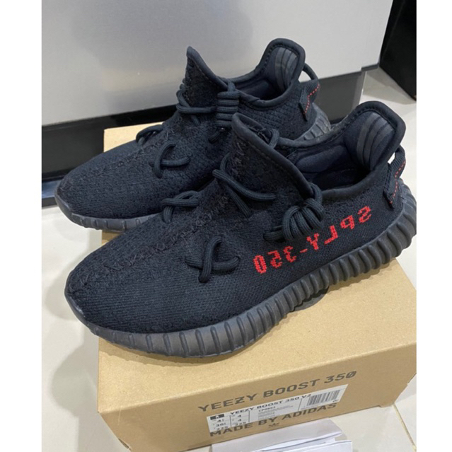 รองเท้าyeezy350มือสอง