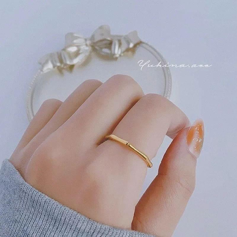 [Yukina.acc] แหวนสแตนเลส ทรงปล้องไผ่ สีทอง / เงิน