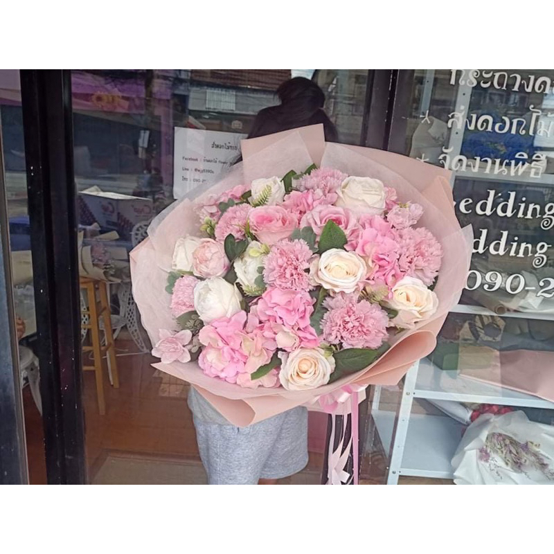 ส่งเร็วนัดวันส่งได้ช่อดอกไม้เหมือนจริง ช่อใหญ่อลังค์(จัดส่งเร็วนัดวันส่งได้ค่ะ)