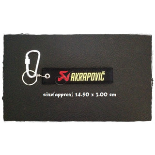 พวงกุญแจผ้า Akrapovic รถยนต์ รถกระบะ รถมอเตอร์ไซต์ งานปักสวยๆ สีสันสวยงาม ใช้งานง่าย เหมาะกับทุกเพศทุกวัย