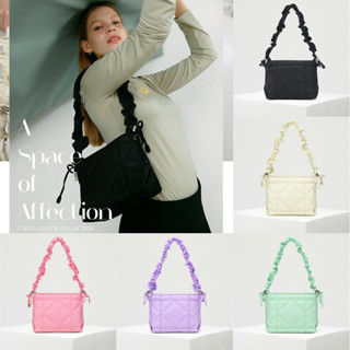 Carlyn bag รุ่น Reeve mini