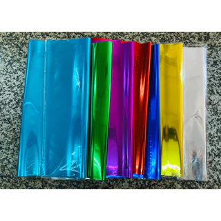 กระดาษห่อของขวัญ ฟอยล์เงา สีล้วน/ลาย กระดาษมันเงา กระดาษเลเซอร์ แพค 5แผ่น/10แผ่น ขนาด 50*70ซม. ฟอย กระดาษสี US.Station