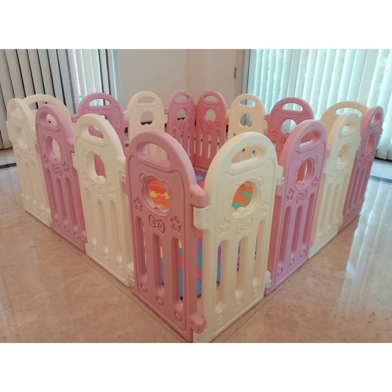 คอกกั้นเด็กสไตล์เกาหลี16WP ขนาด 4.4 x 4.4ฟุต สีขาวชมพู ปลอดภัยวัสดุfood grade พร้อมส่งจำนวน16แผ่น