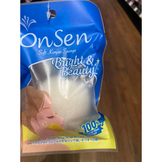 Onsen Soft konjac Sponge For Face &amp; Body ( 1 PCS. ) ออนเซ็น ใยบุกนุ่มขัดผิว “ สำหรับผิวหน้า และ ผิวกาย “