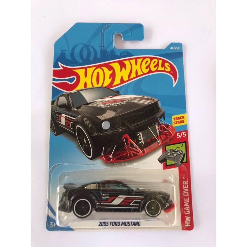 hot wheels Ford Mustang 2005