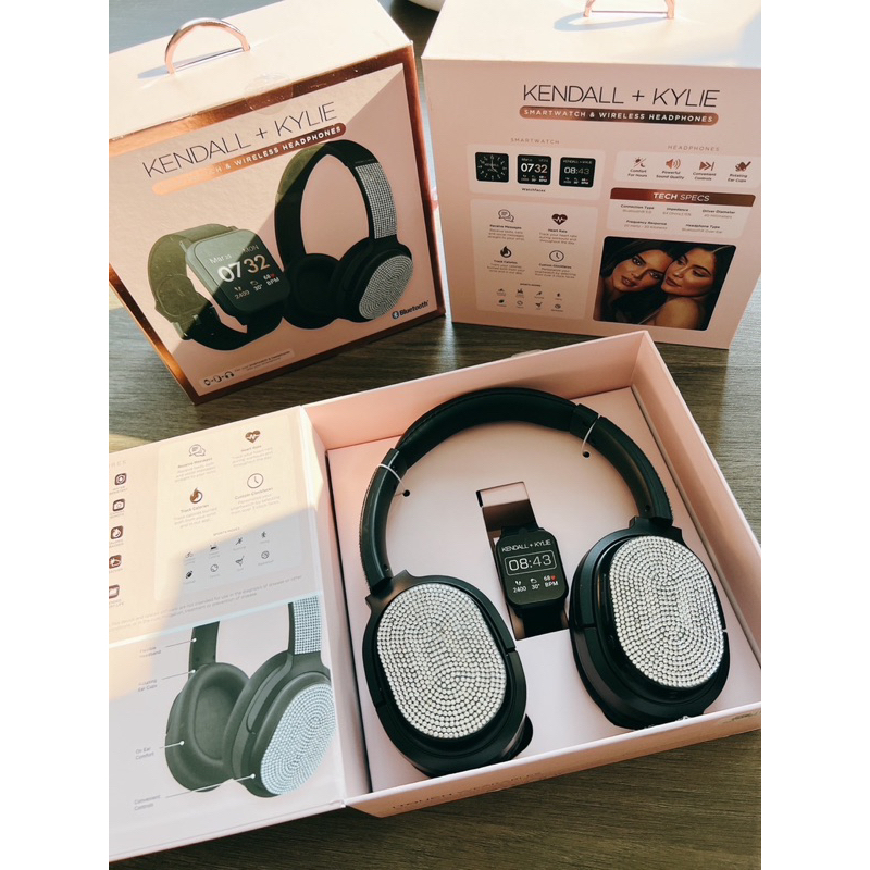 KENDALL & KYLIE Smart Watch & Bluetooth Headphone Set ของแท้