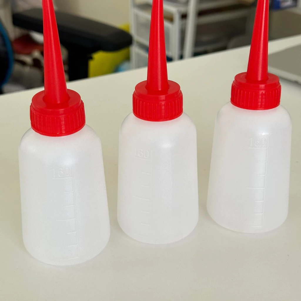 YOKOMO กาน้ำมัน PVC ใหญ่ กา บีบนํ้ามัน ขนาด 160 ml