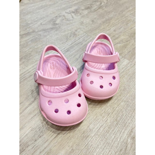 crocs pink C5 สภาพดี