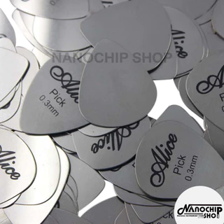 (พร้อมส่ง) ปิ๊กกีตาร์โลหะ ปิ๊กสแตนเลส ปิ๊กเหล็ก Stainless Steel Guitar Pick ปิ้กกีตาร์ขนาด 0.3mm ทรงหยดน้ำ ทรงสามเหลี่ยม