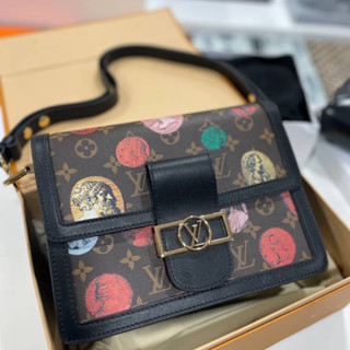 กระเป๋า Louis Vuitton Dauphine Bag ( รุ่นนี้มีสายยาวให้2เส้นตามเเบบของเเท้  งาน Vip หนังแท้ 💛