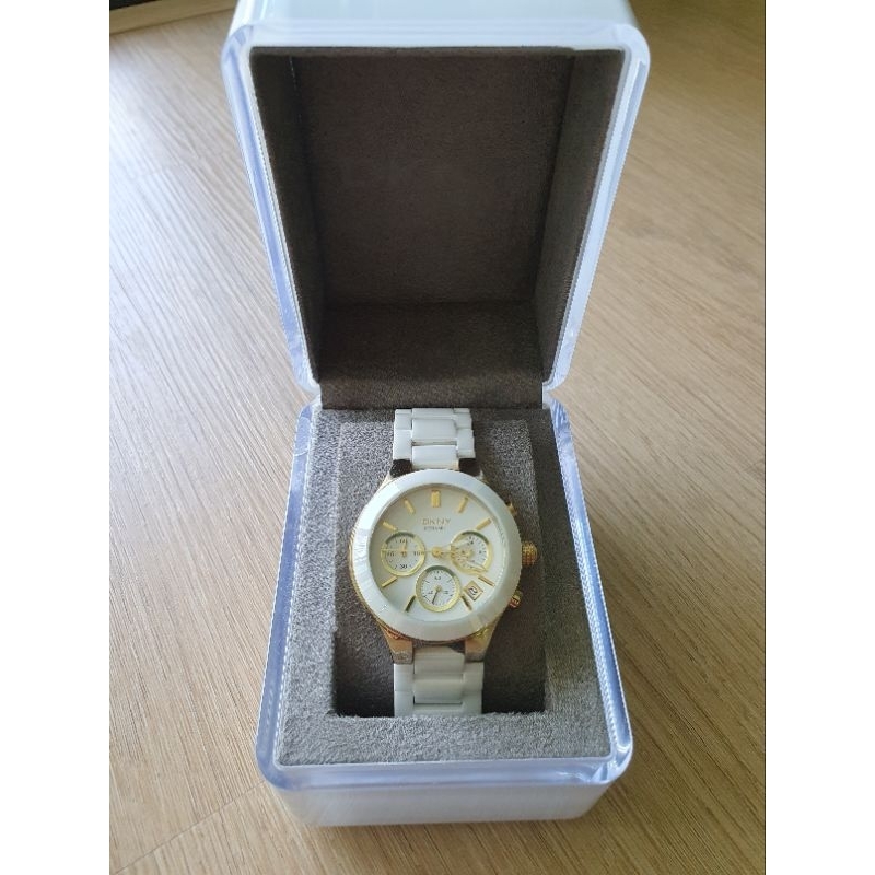 นาฬิกา DKNY รุ่น Ladies Watches NY4913 สายเซรามิค  38mm.