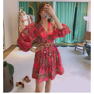 Bohemian Dress พร้อมส่ง เดรสคอวี ลายโบฮีเมียน โทนสีแดง แขนยาว เดรสลายดอกไม้ กระโปรง งานป้ายypy