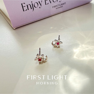 First Light Morning : Luna Earrings ต่างหูแป้น ต่างหูคริสตัล ต่างหู ต่างหูติดหู