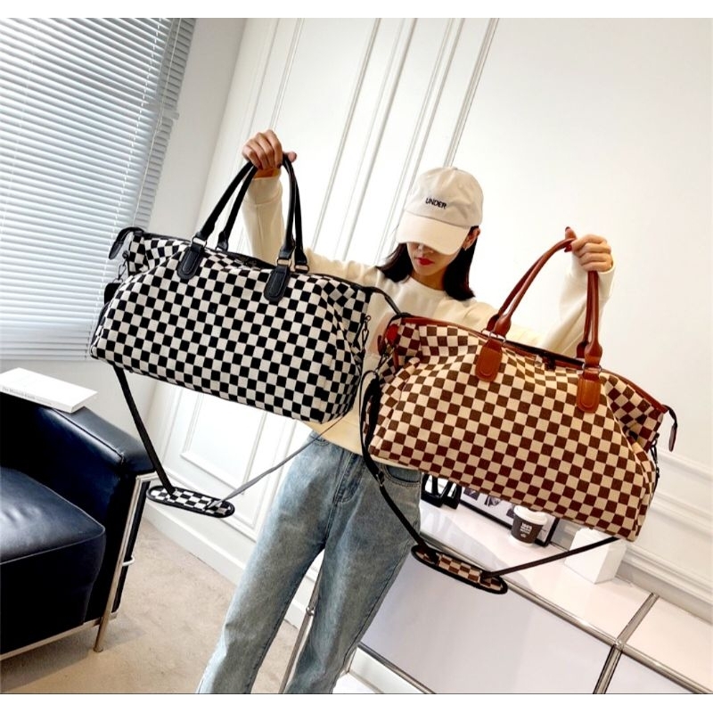 พร้อมส่งจากไทย กระเป๋าเดินทางใบใหญ่ 18" กระเป๋าถือ+สะพายข้าง มีช่องใส่รองเท้า สีสวยสไตร์ วัสดุผ้าหนา คุณภาพดี