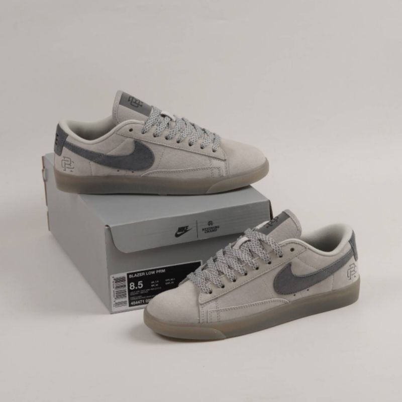 ของแท้ 100% Nike Blazer SB Low Reigning Champ 2.0 Grey Suede