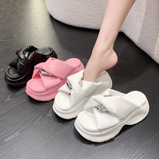 รองเท้าส้นตึก สูง6cm Size35-40 ♥️พรีออเดอร์