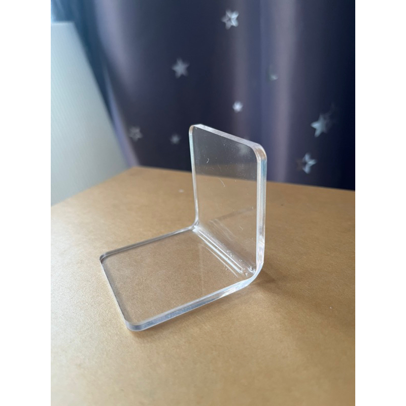 ผลิตเองส่งทุกวันฉากตัวแอล90องศาอะคริลิคสีใสหนา3-5มมขนาด5*5*5cm