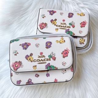 กระเป๋า COACH Mini Brynn Crossbody With Spaced Floral Field Print