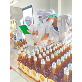 🍯น้ำผึ้งป่าเดือน 5 แท้ 🍯 เกรดพรีเมี่ยม❗️ตรา ฮันนี่ควีน แพ็คเกจใหม่ขวดบีบฝาคลิ๊ปล๊อค✅ชุด 1 ขวด