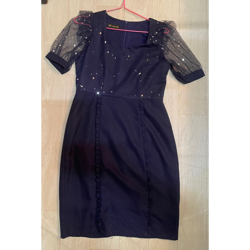 เสื้อและเดรสส่งต่อ ลามินยอง pyn