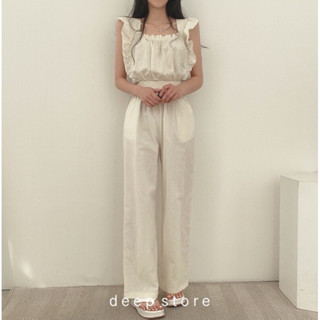 Luna Jumpsuit จั๊มสูทกางเกง ทรงยาว ทรงคอเหลี่ยม แขนกุด แต่งระบายช่วงแขน