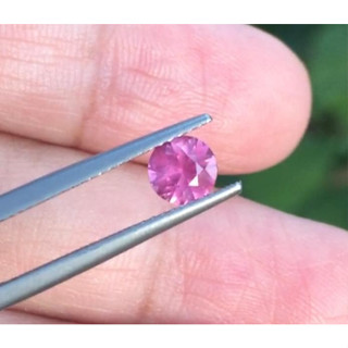 พลอยพิ้งค์แซฟไฟซ์ (Pink Sapphire)นน0.75กะรัต