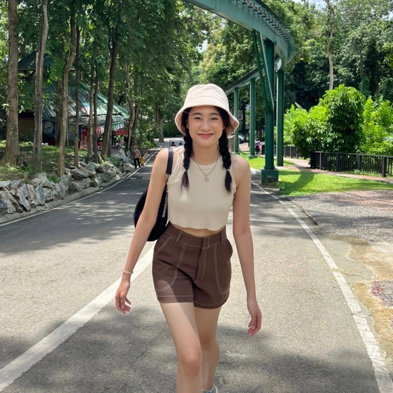 กางเกงขาสั้นเอวสูง แต่งด้ายสี 𝐋𝐞𝐧𝐚 𝐏𝐚𝐧𝐭𝐬 🧢DR-02 รุ่นกระเป๋าโค้ง