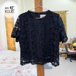 เสื้อลูกไม้แขนสั้นสีดำ