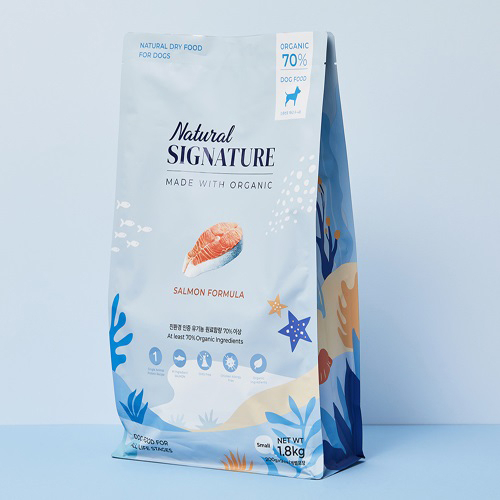 Natural Signature for Dog (Salmon) เนเชอรัลซิกเนเจอร์ อาหารสุนัขออร์แกนิค สูตรปลาแซลมอน 1.8 กก.