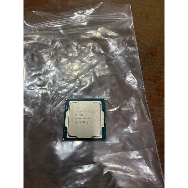 Intel Core i3 7100 Gen 7 3.90 ghz (สินค้ามือสองสภาพดี ไม่รับเคลมขอคนรับได้)
