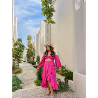 Flora dress เดรสยาวดีเทลอกห่วง ตัวกระโปรงระบายช่วงชาย ใส่ไปทะเล สวนดอกไม้ได้ค่ะ